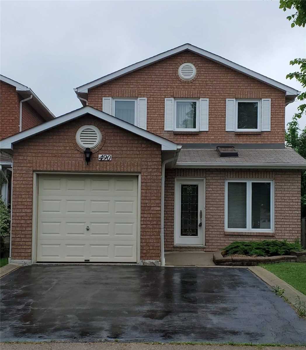 490 Petawawa Cres  