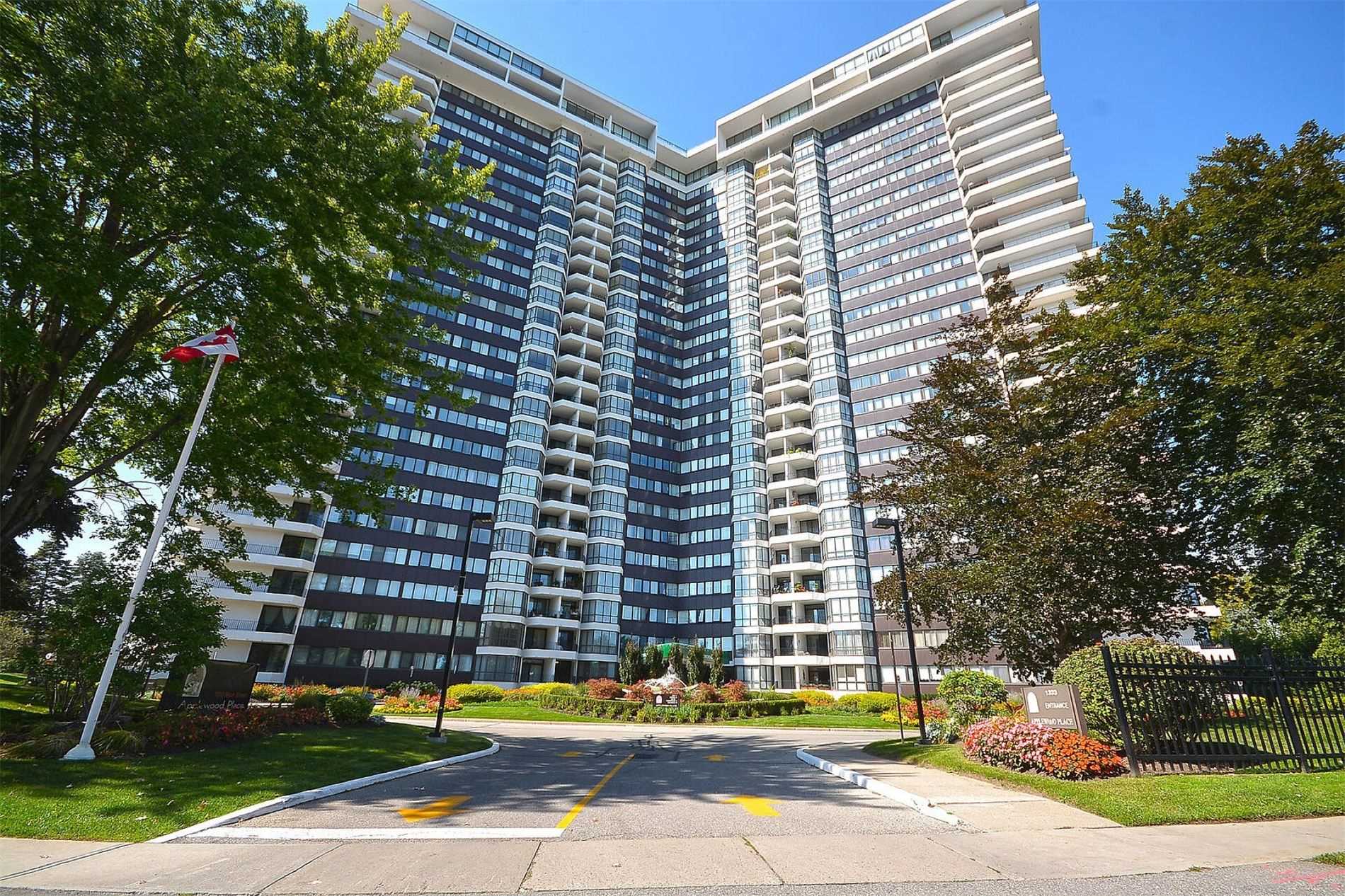 2102-1333 Bloor St  