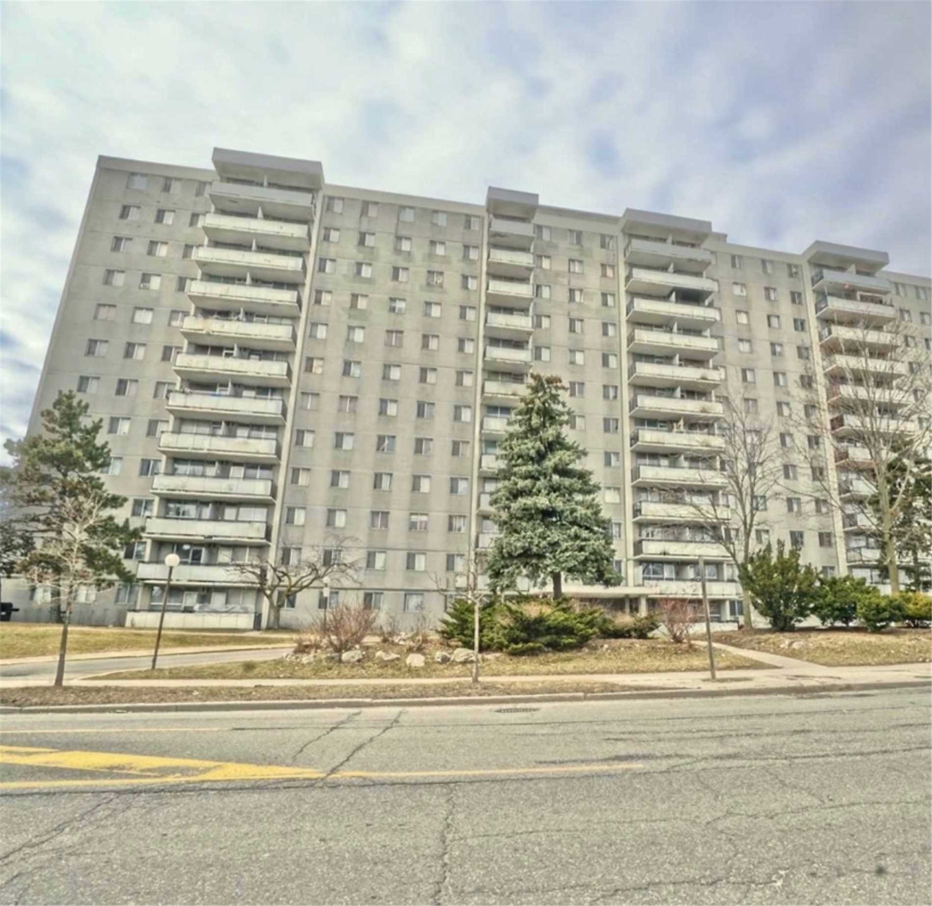 1004-940 Caledonia Rd  