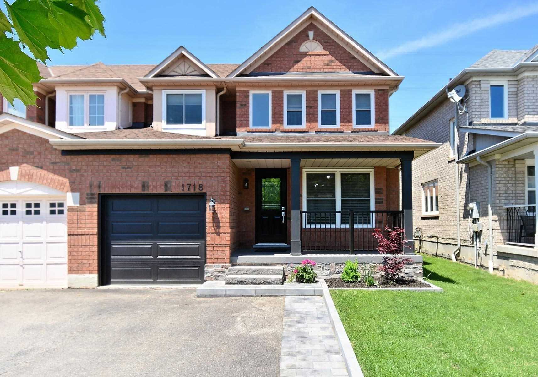1718 Samuelson Circ  