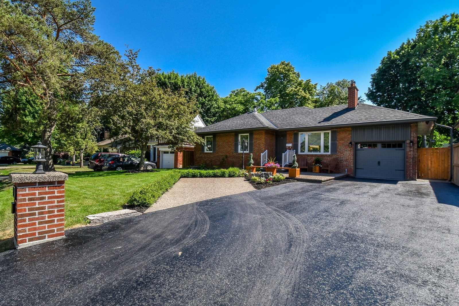 2050 Breezy Brae Dr  
