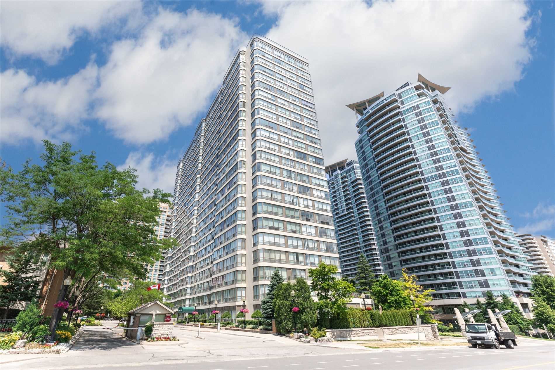711-55 W Elm Dr  
