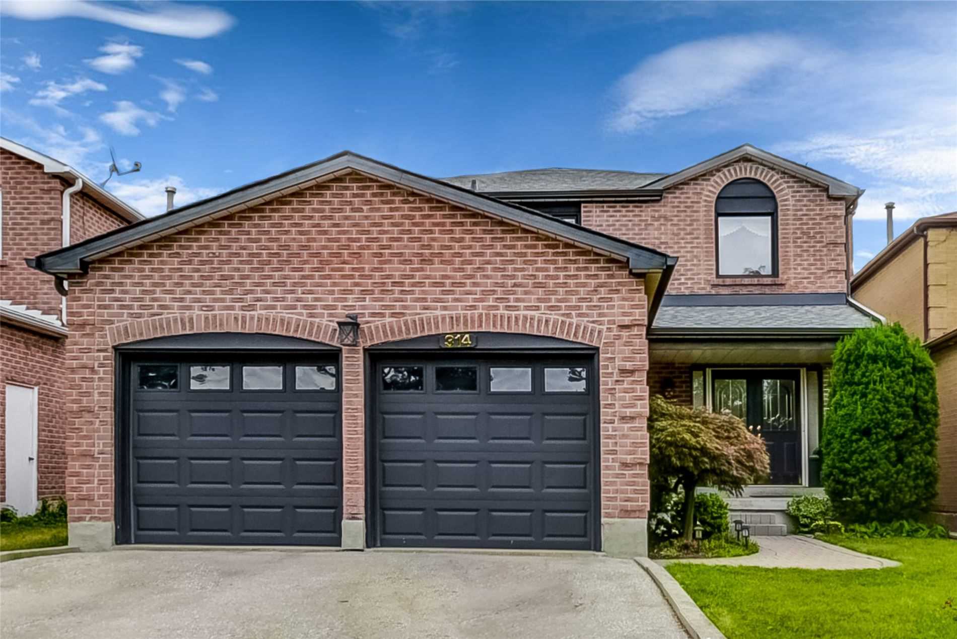 314 Huntington Ridge Dr  
