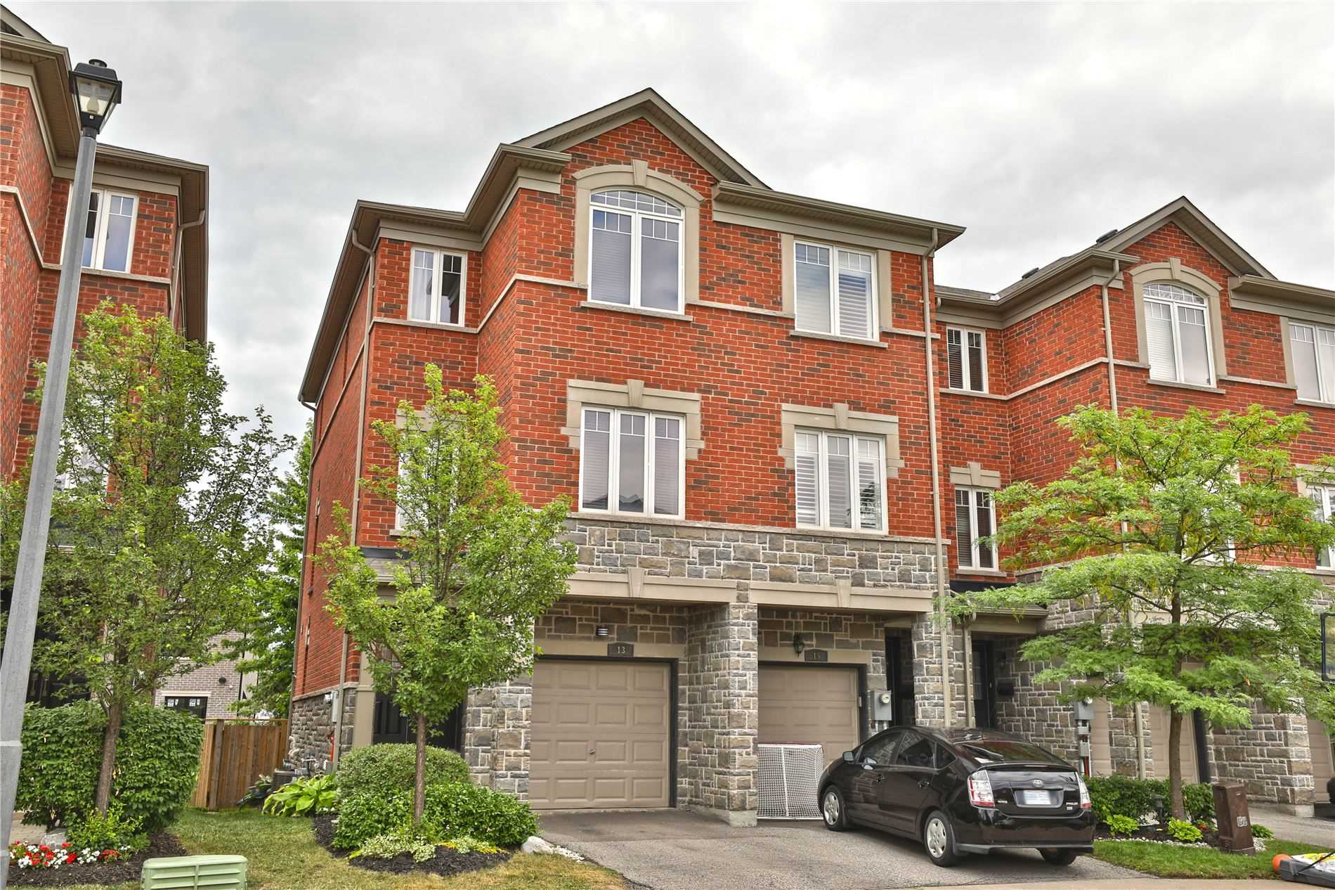13-2600 Glengarry Road  