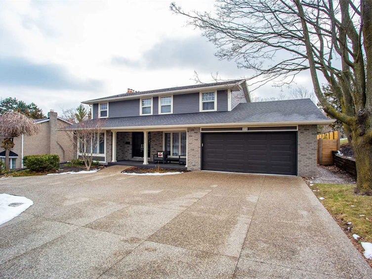 2054 Kerns Road, Burlington, ON, L7P 1P6