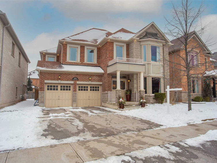 2206 Hillmount Drive, Oakville, ON, L6M 0H9