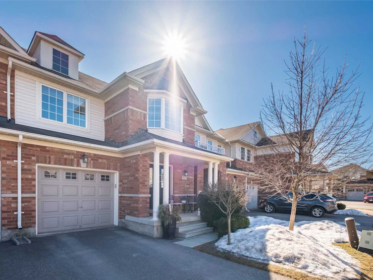4876 Verdi Street, Burlington, ON, L7M 0H4