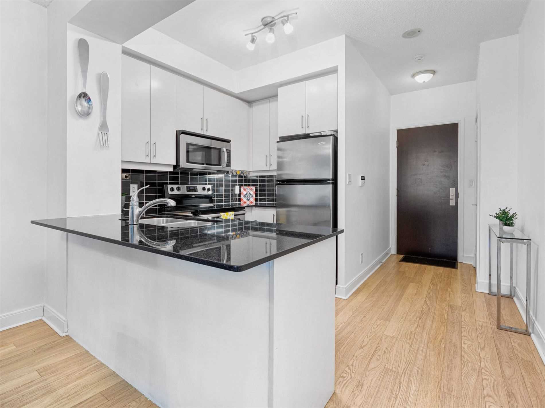 #2910 - 50 Absolute Ave  