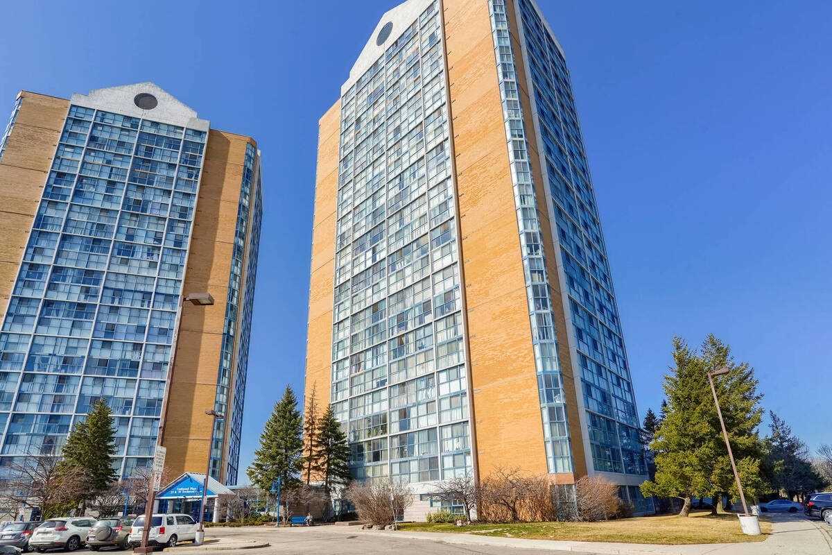 1118 - 35 Trailwood Dr  