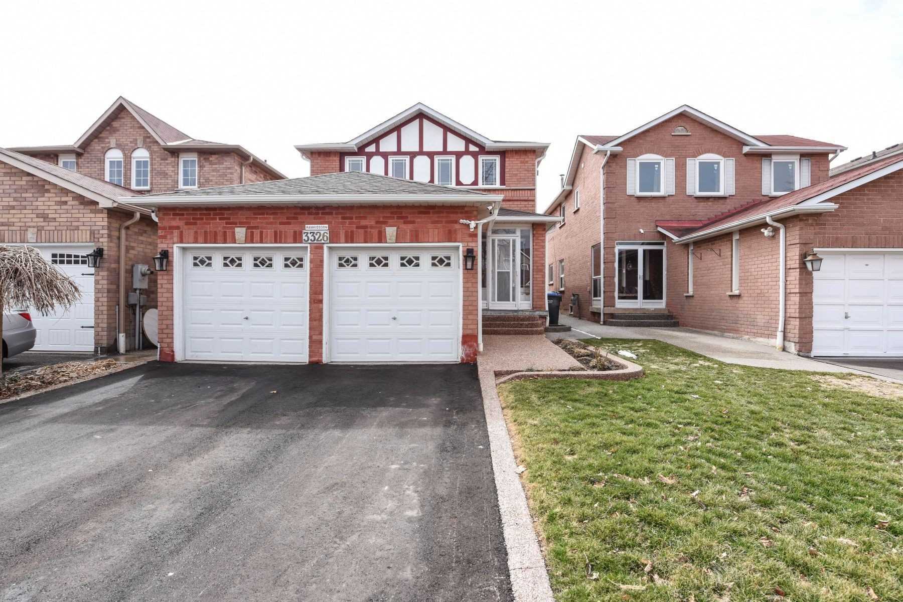 3326 Dovetail Mews  