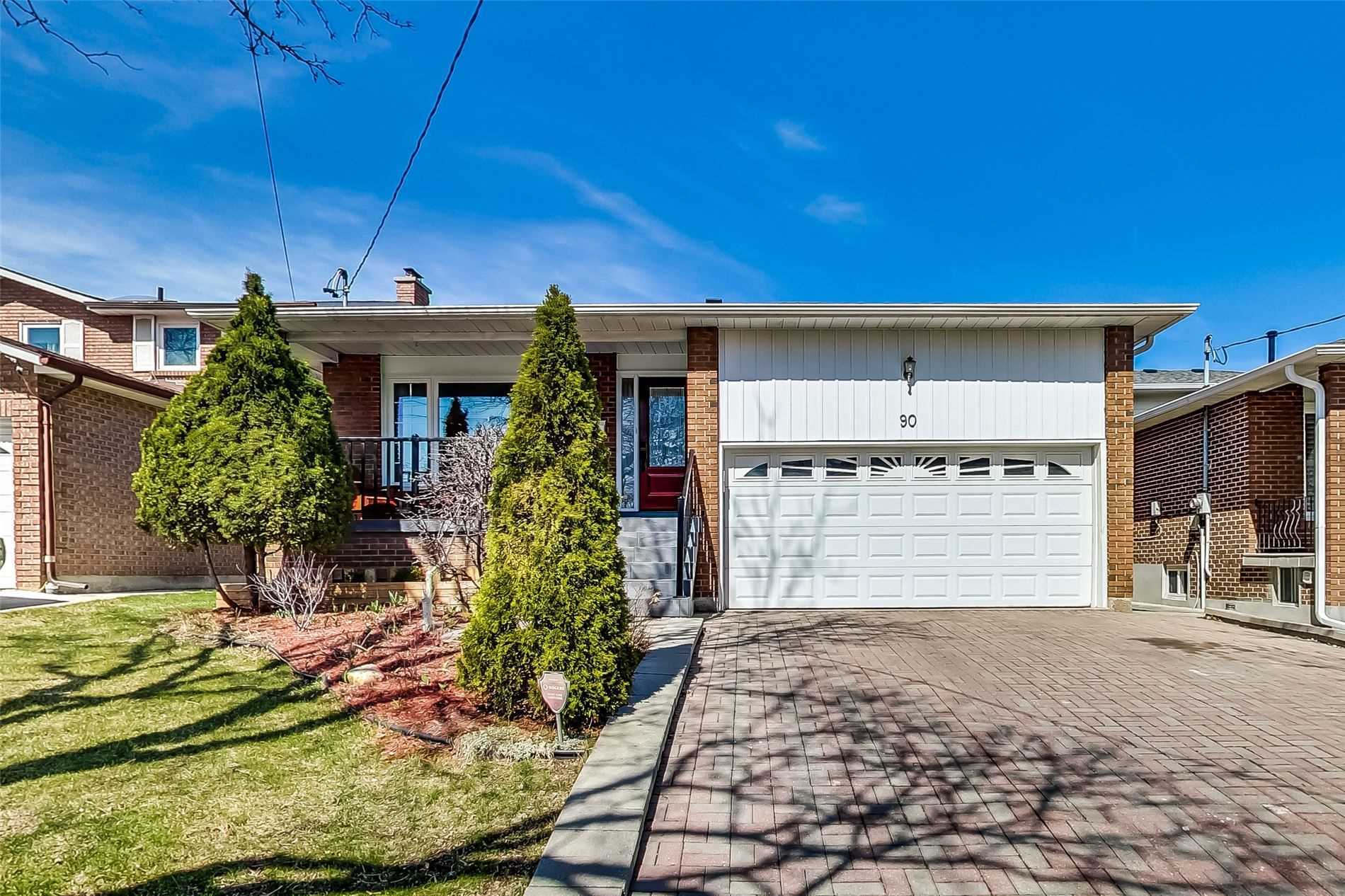90 Kingsview Blvd  