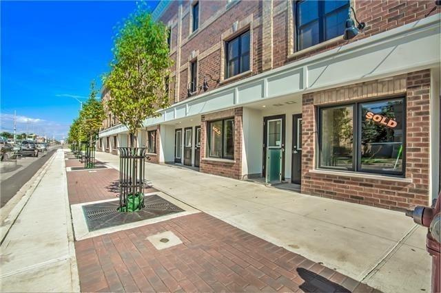 203 - 760 Lakeshore Rd  