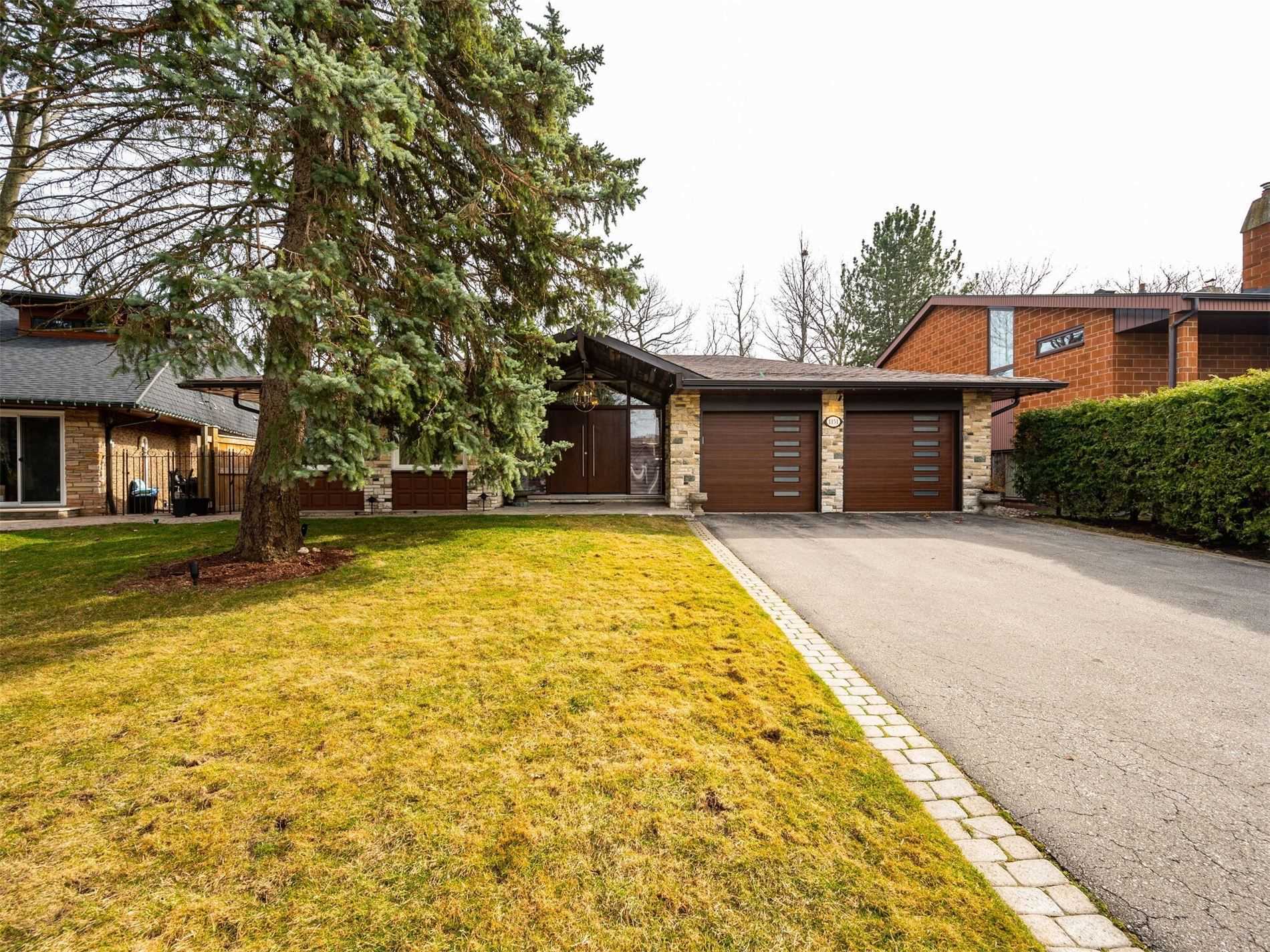 1151 Talka Court, Mississauga, ON, L5C 1B1