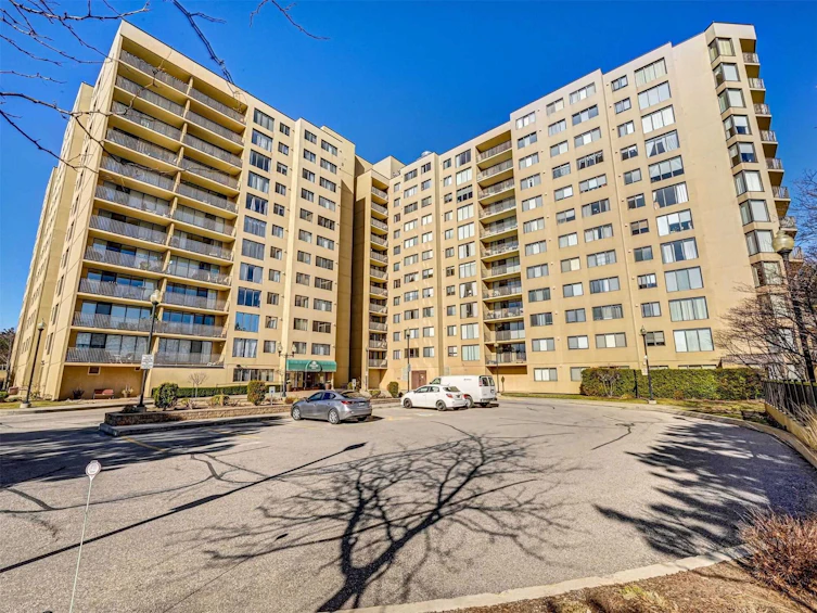 609-6500 Montevideo Road, Mississauga, ON, L5N 3T6