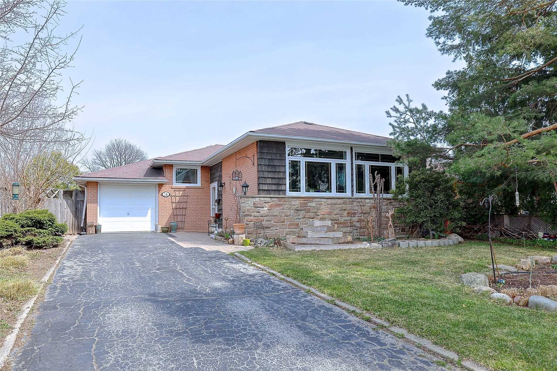 24 Chesterfield Rd  