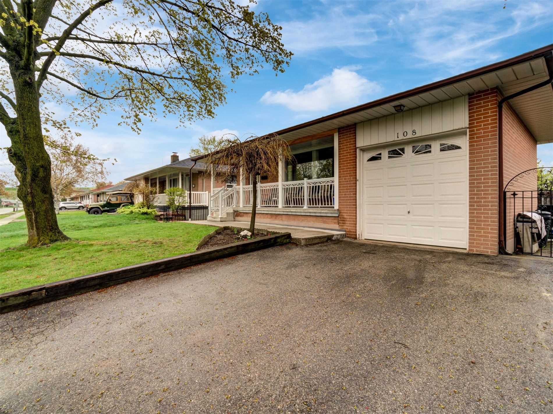 108 Centre Street S, Brampton, ON, L6W 2Y1