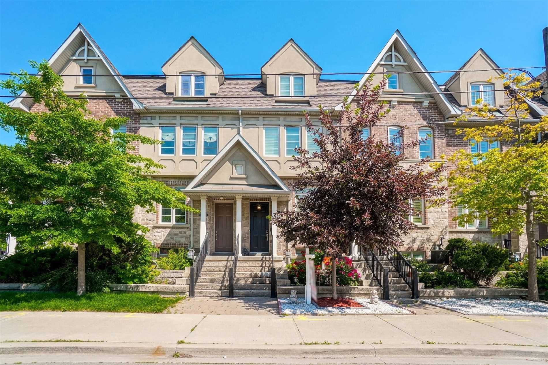 28 Mendota Road, Toronto, ON, M8Y 1E8