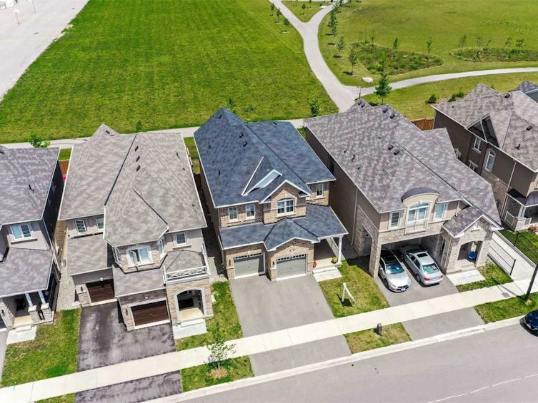 1339 Chretien Street, Milton, ON, L9E 1G4