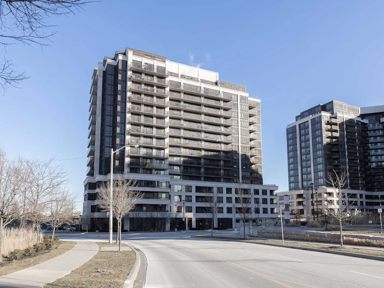 304-1 De Boers Drive, Toronto, ON, M3J 0G6