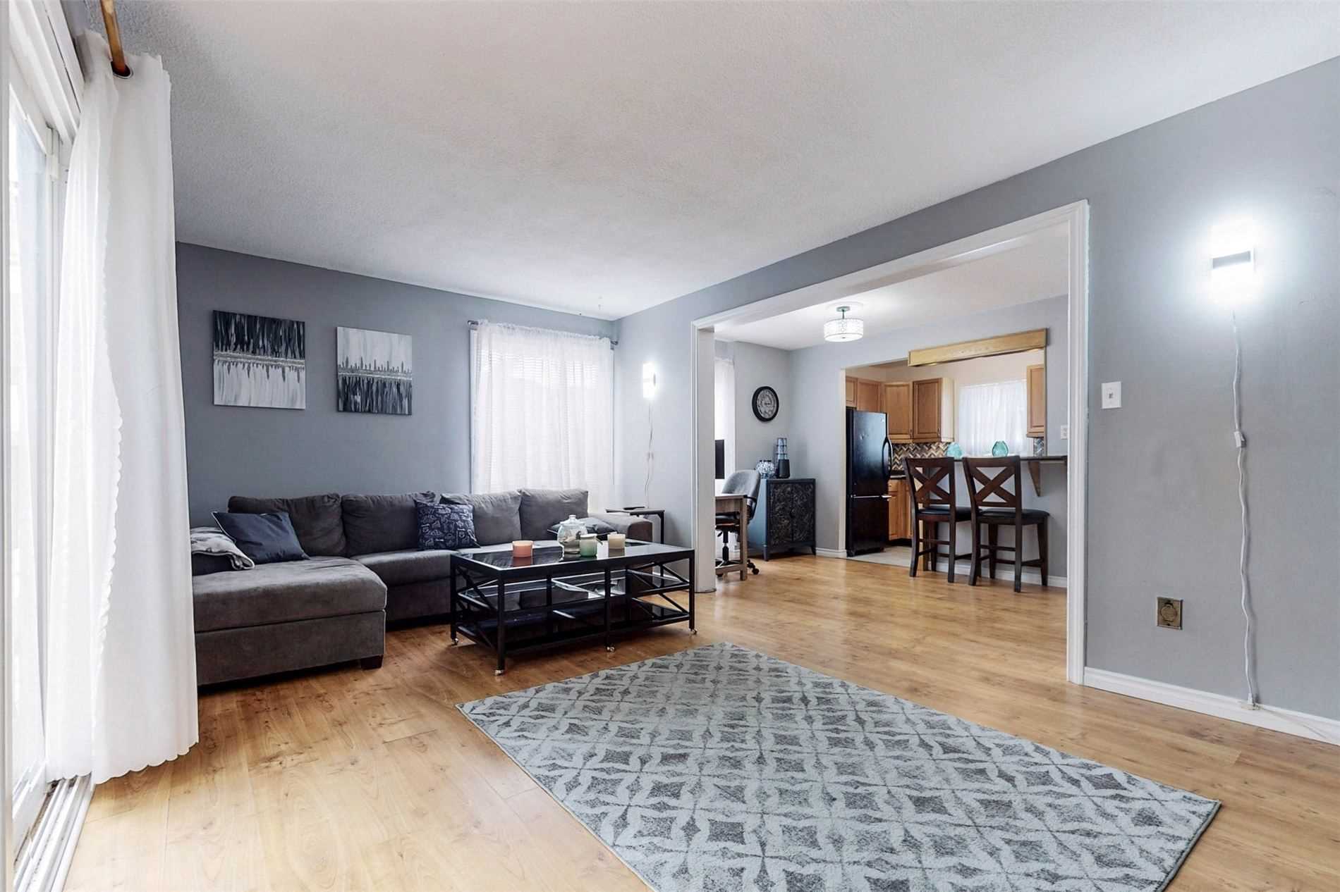 5 Gold Finch Court, Brampton, ON, L6S 2K7