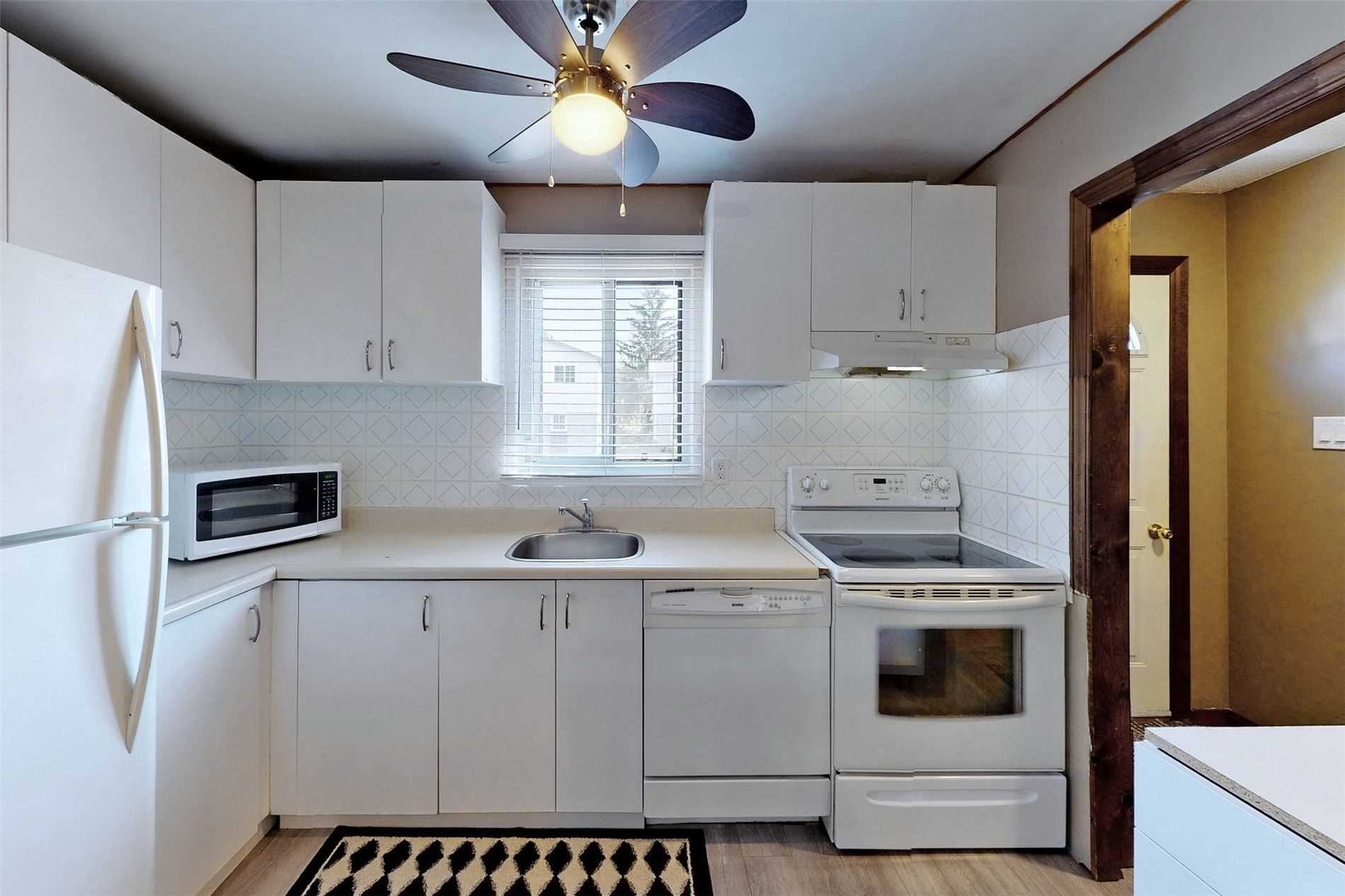 26 Horatio Court, Brampton, ON, L6S 1X8