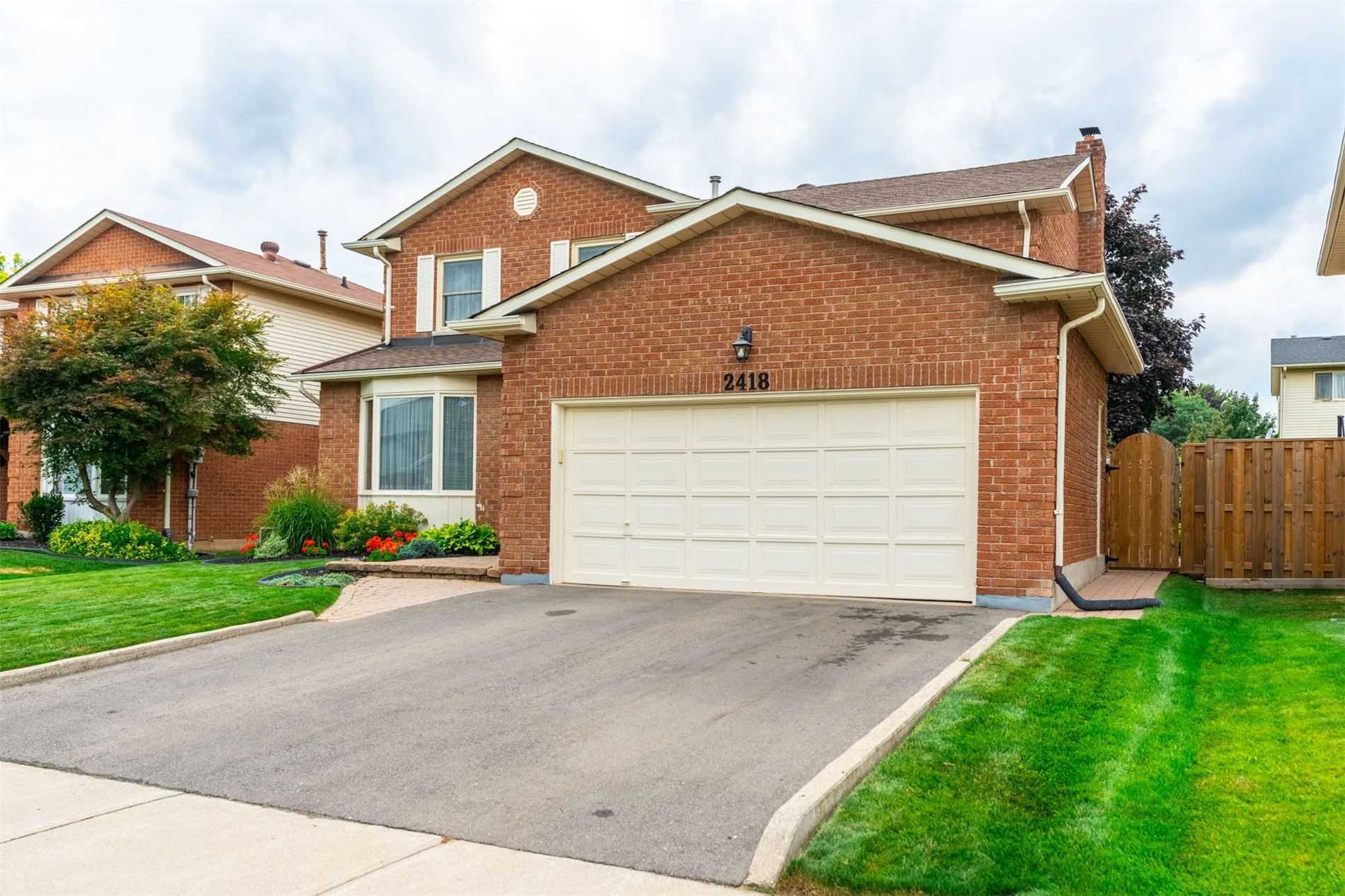 2418 Butternut Crescent, Burlington, ON, L7M 3L3