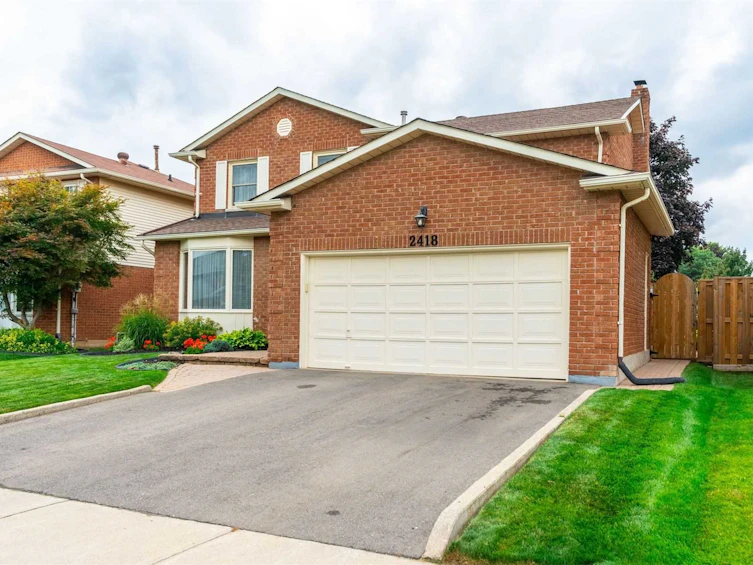 2418 Butternut Crescent, Burlington, ON, L7M 3L3