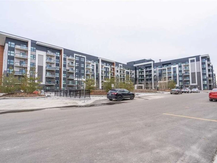 615-128 Grovewood Common, Oakville, ON, L6H 0X2