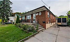 4 Clearview Heights, Toronto, ON, M6M 1Z9