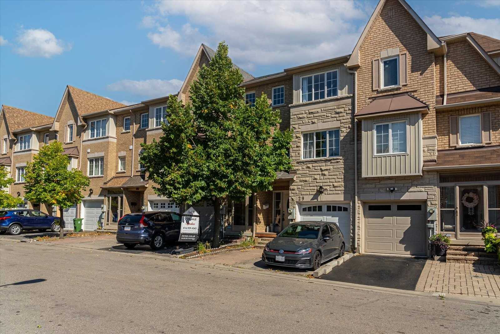 29 Norman Wesley Way, Toronto, ON, M3M 3H3