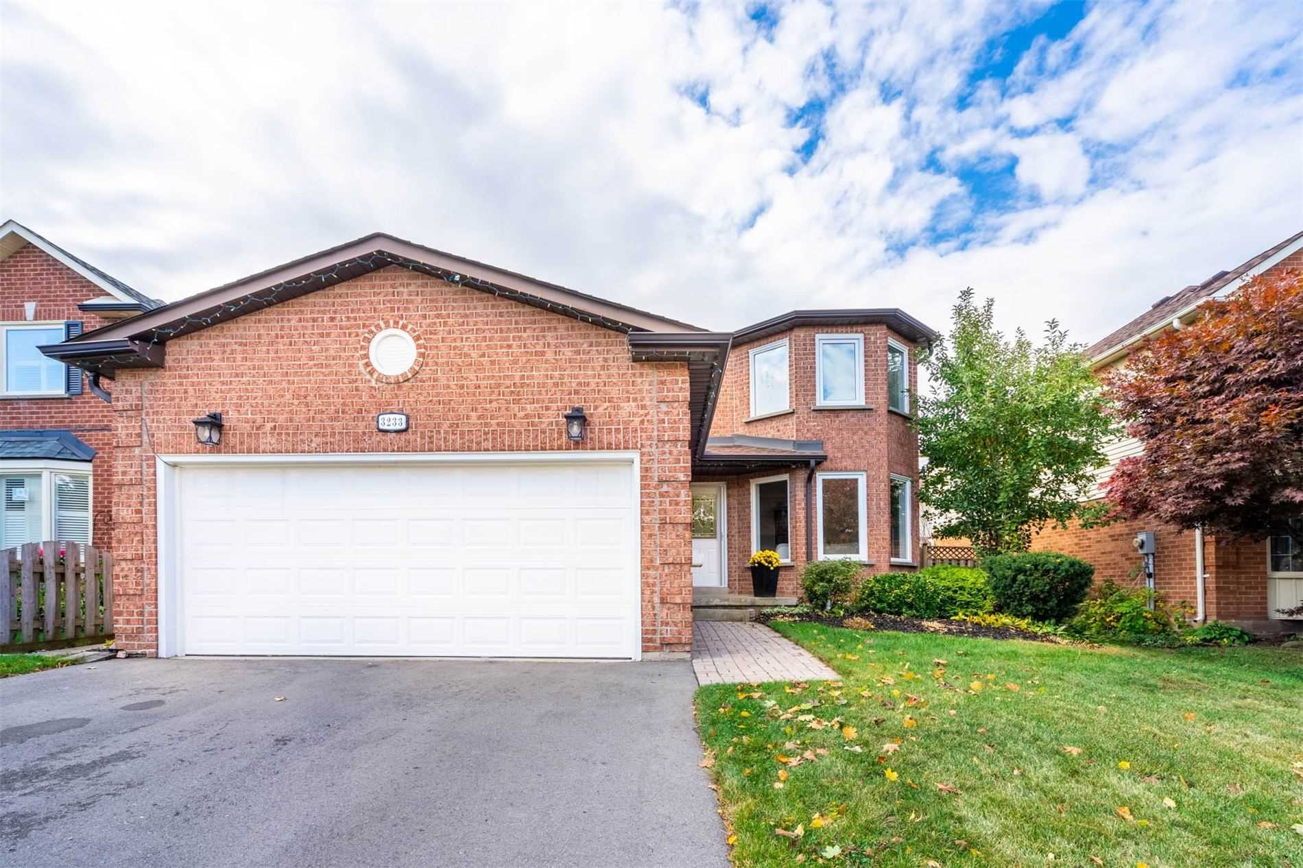 3233 Wentworth Street, Burlington, ON, L7M 2N1