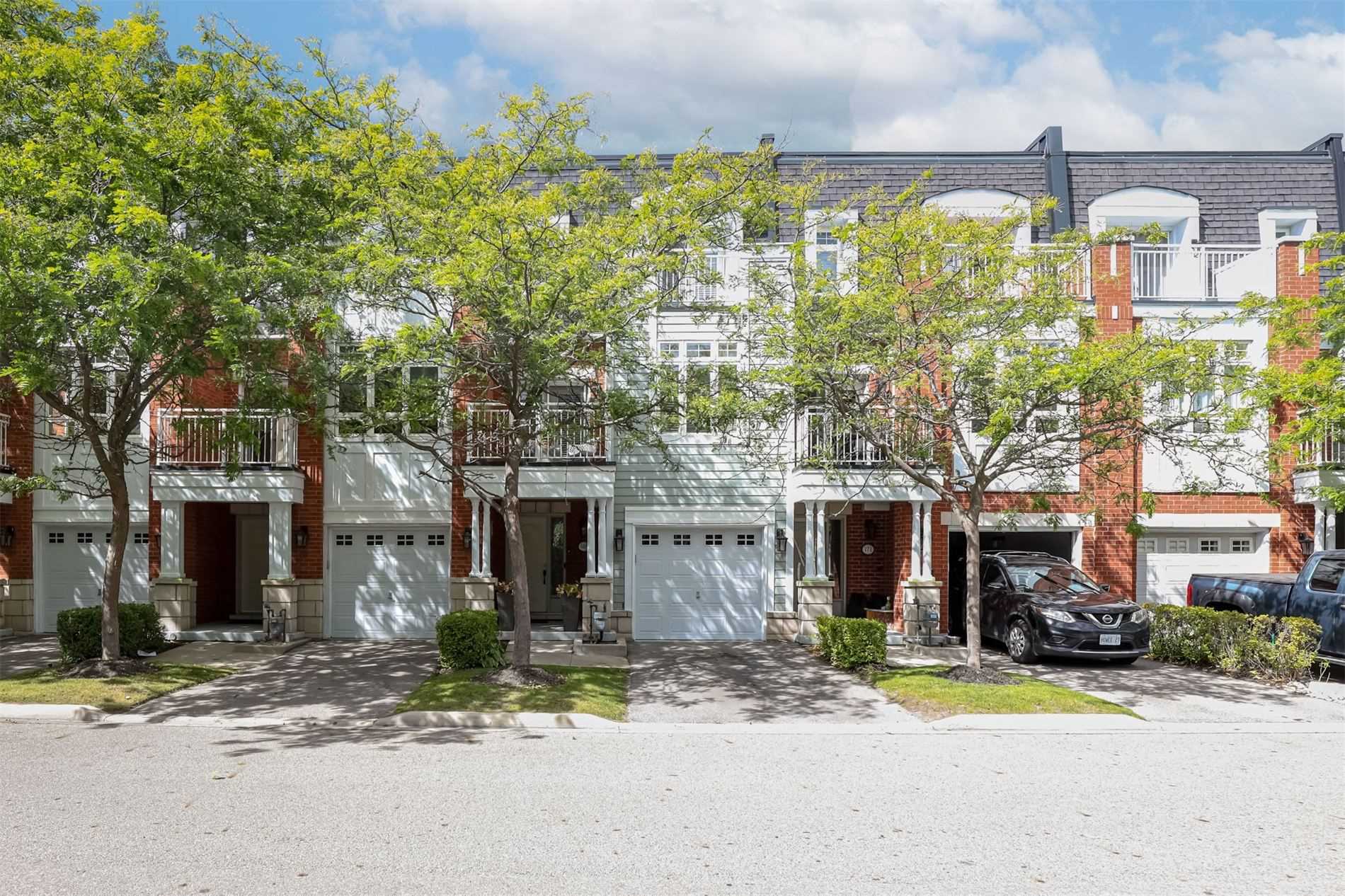 13-169 Lakeshore Road E, Mississauga, ON, L5G 4T9