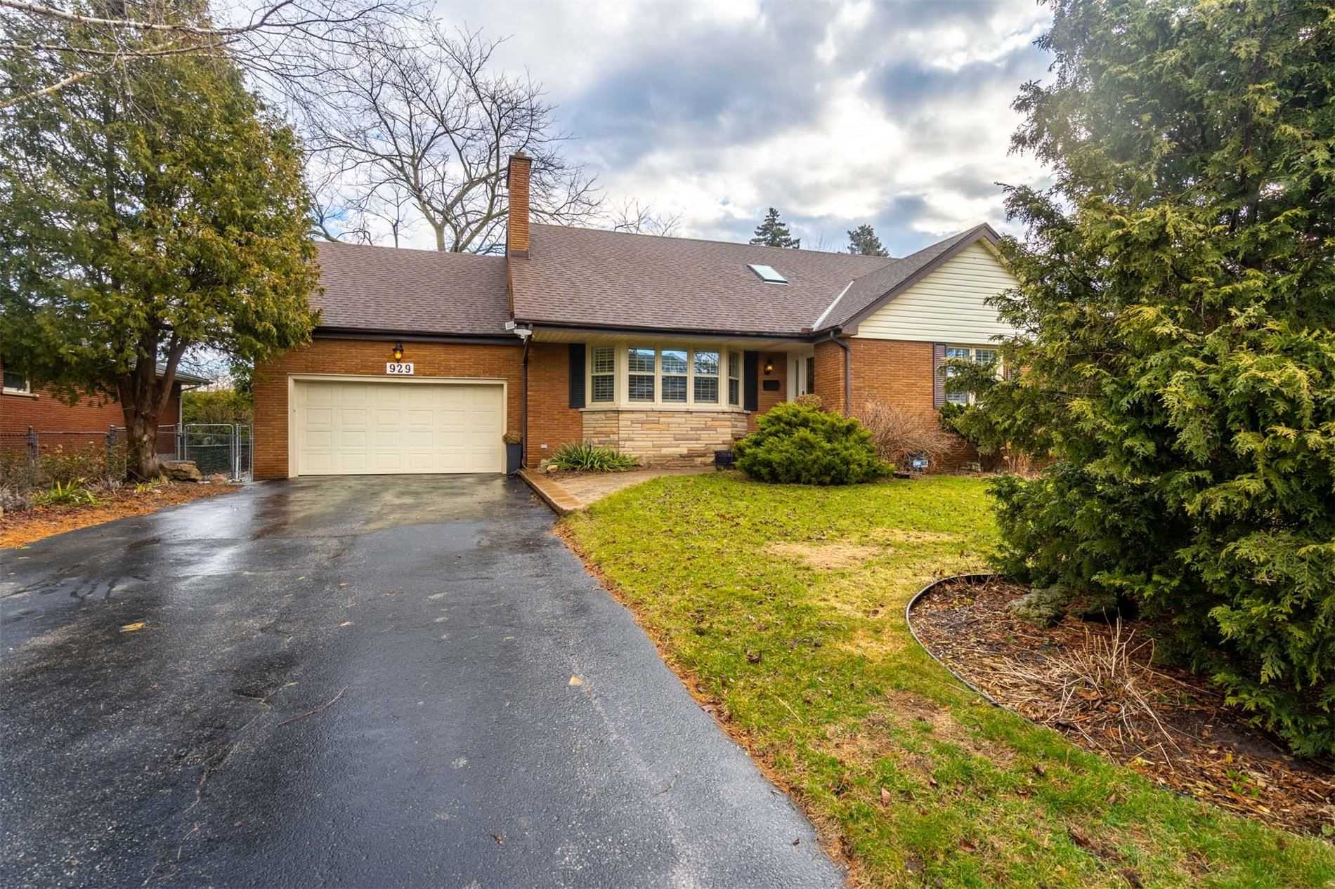 929 Eagle Drive, Burlington, ON, L7T 3A5