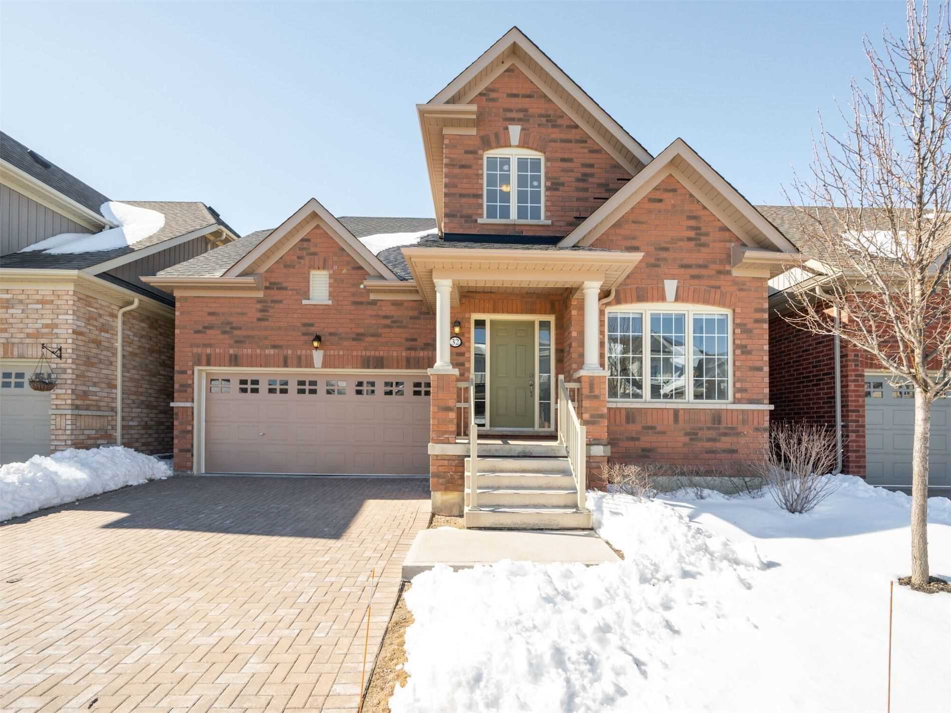 32 Lobelia Street, Brampton, ON, L6R 3Z6