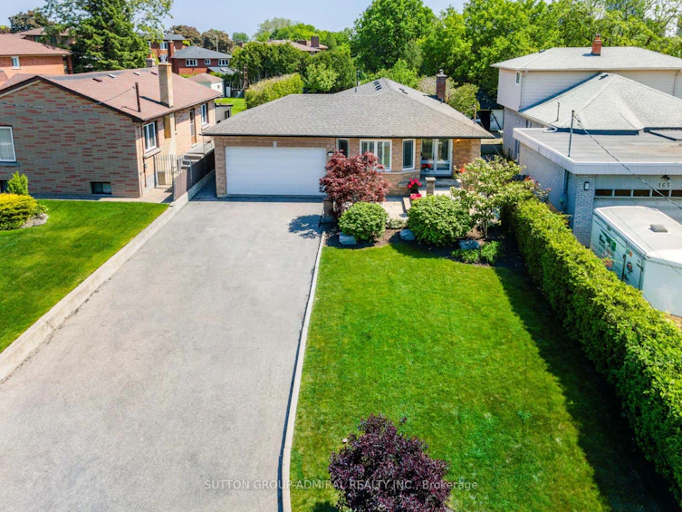 163 Whitfield Avenue, Toronto, ON, M9L 1H2