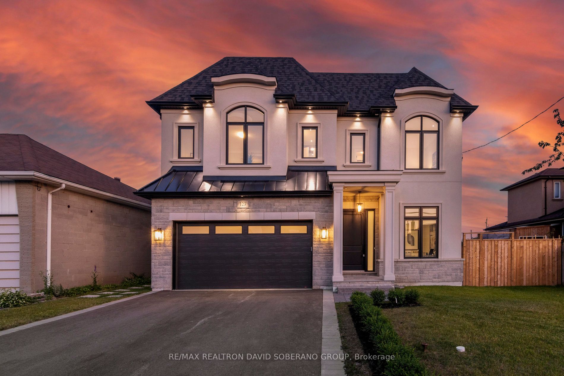 123 Anthony Road, Toronto, ON, M3K 1B7