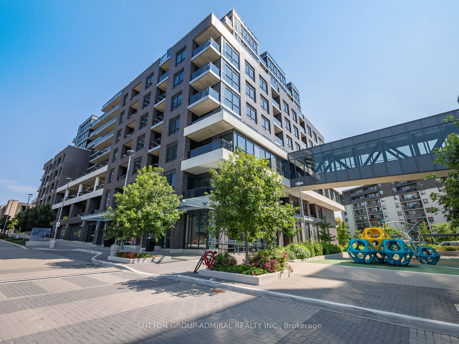 216-26 Gibbs Road, Toronto, ON, M9B 0E3