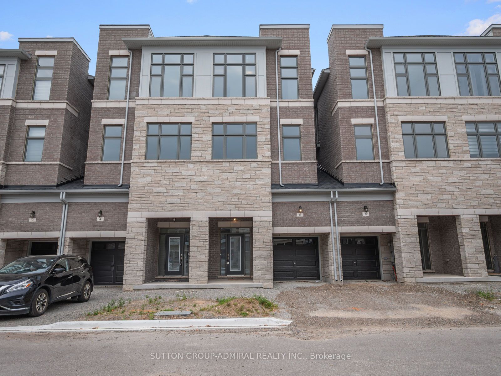 6 Tarmola Park Court, Toronto, ON, M9L 0A6