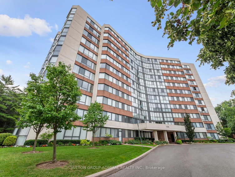 1105-1240 Marlborough Court, Oakville, ON, L6H 3K7