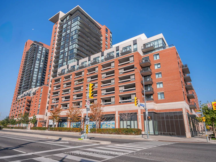 820-800 Lawrence Avenue W, Toronto, ON, M6A 1C3
