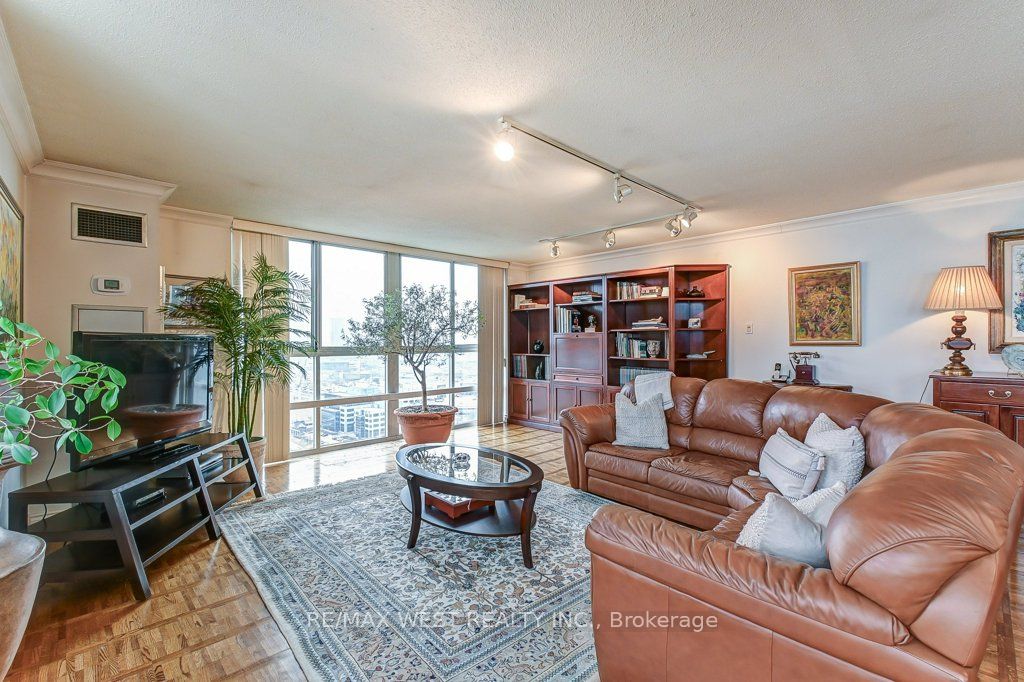 PH5-3650 Kaneff Crescent, Mississauga, ON, L5A 4A1 - 19