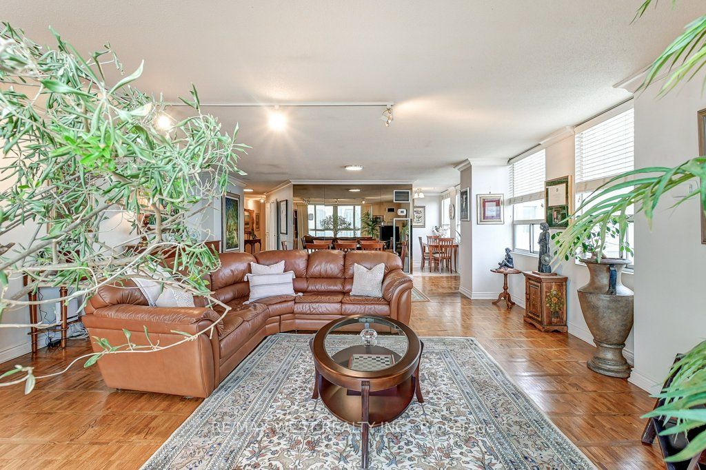 PH5-3650 Kaneff Crescent, Mississauga, ON, L5A 4A1 - 20