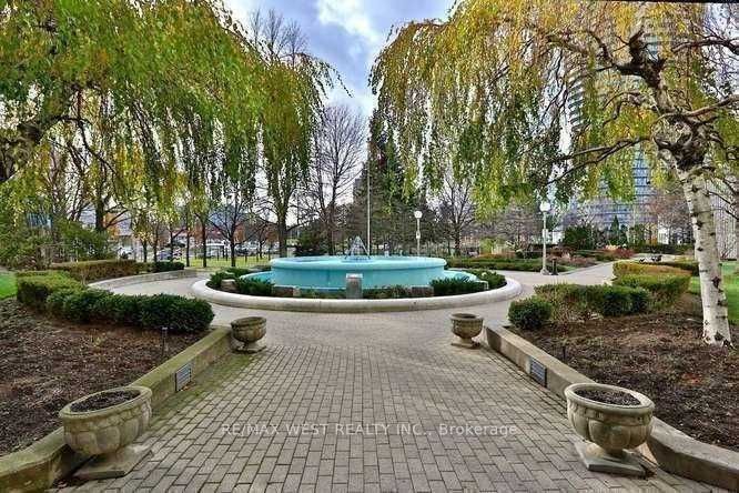 PH5-3650 Kaneff Crescent, Mississauga, ON, L5A 4A1 - 34