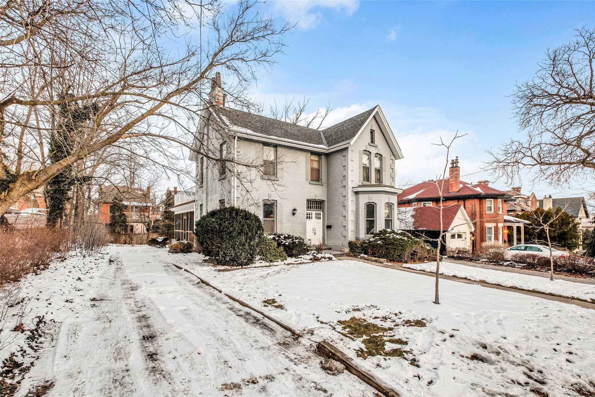 394 Queen Street S, Hamilton, ON, L8P 3T9