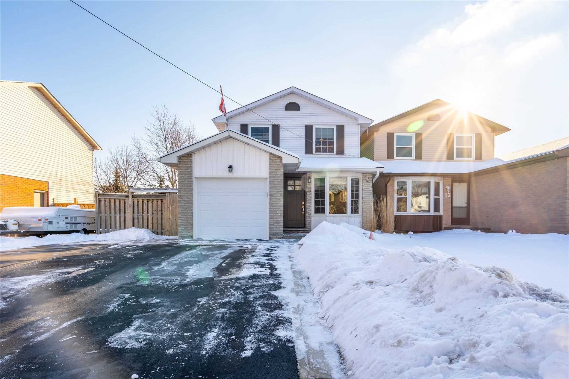 11 Braeheid Avenue, Hamilton, ON, L8B 0C4