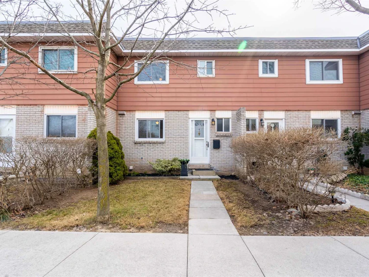 G-11 Huntsville Street, Hamilton, ON, L9A 4X1