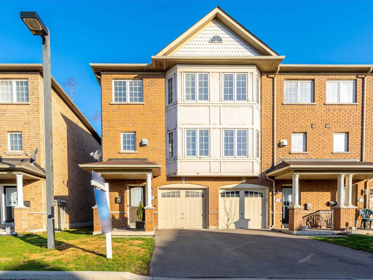 8-470 Beach Boulevard, Hamilton, ON, L8H 6X2