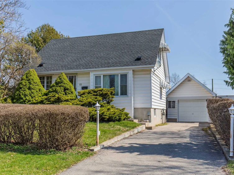15 Best Avenue, Hamilton, ON, L9H 5Z1