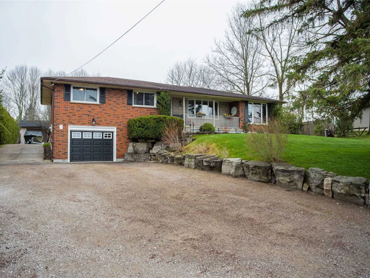334 8th Concession Road E, Hamilton, ON, L8N 2Z7