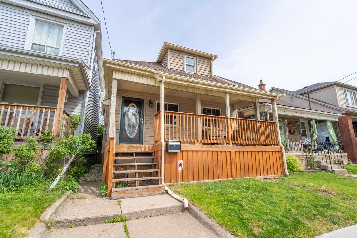 180 Rosslyn Avenue N, Hamilton, ON, L8L 7P7